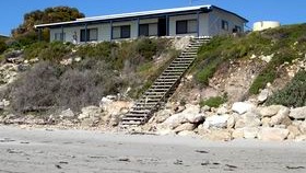 Cables Beachfront Holiday House