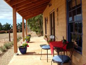 Dee's Villa