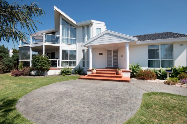 Ocean Manor Bed and Breakfast