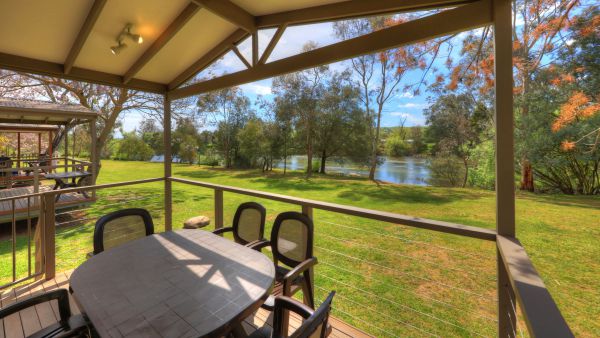 Breakaway Twin Rivers Caravan Park