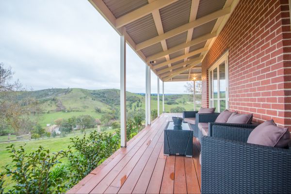 Shearer's Hill - Luxury Farm Stay