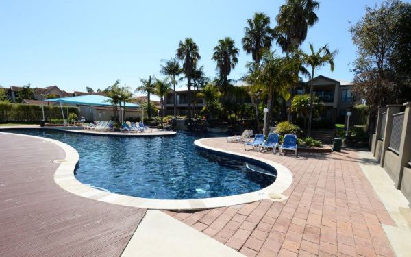 Yarrawonga Waterfront Apartments
