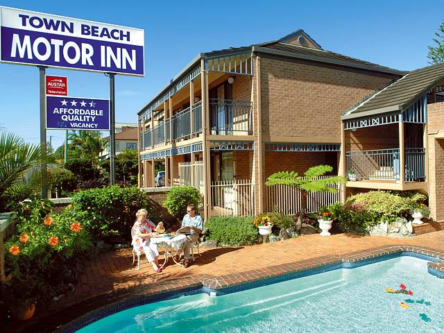 Town Beach Motor Inn