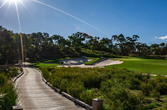 Peninsula Kingswood Country Golf Club