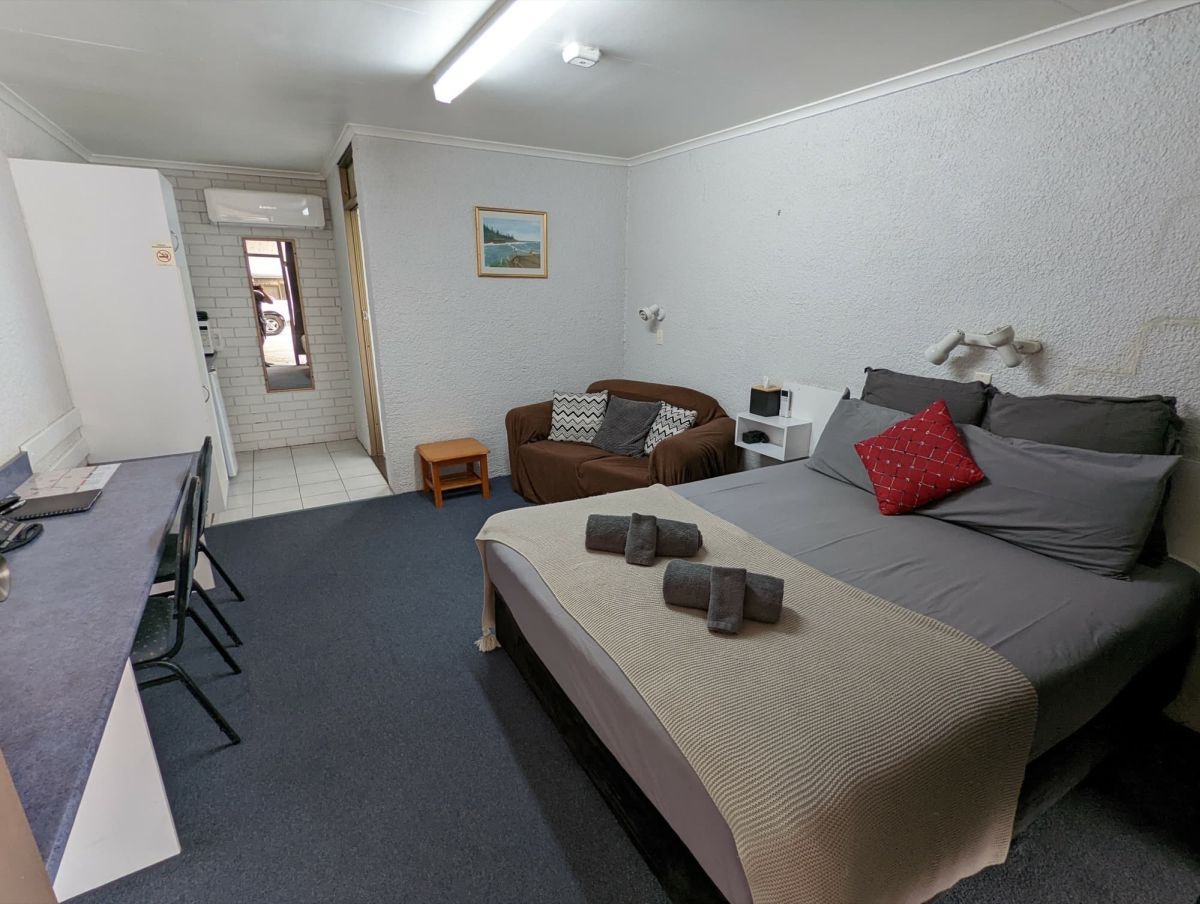 Abajaz Motor Inn