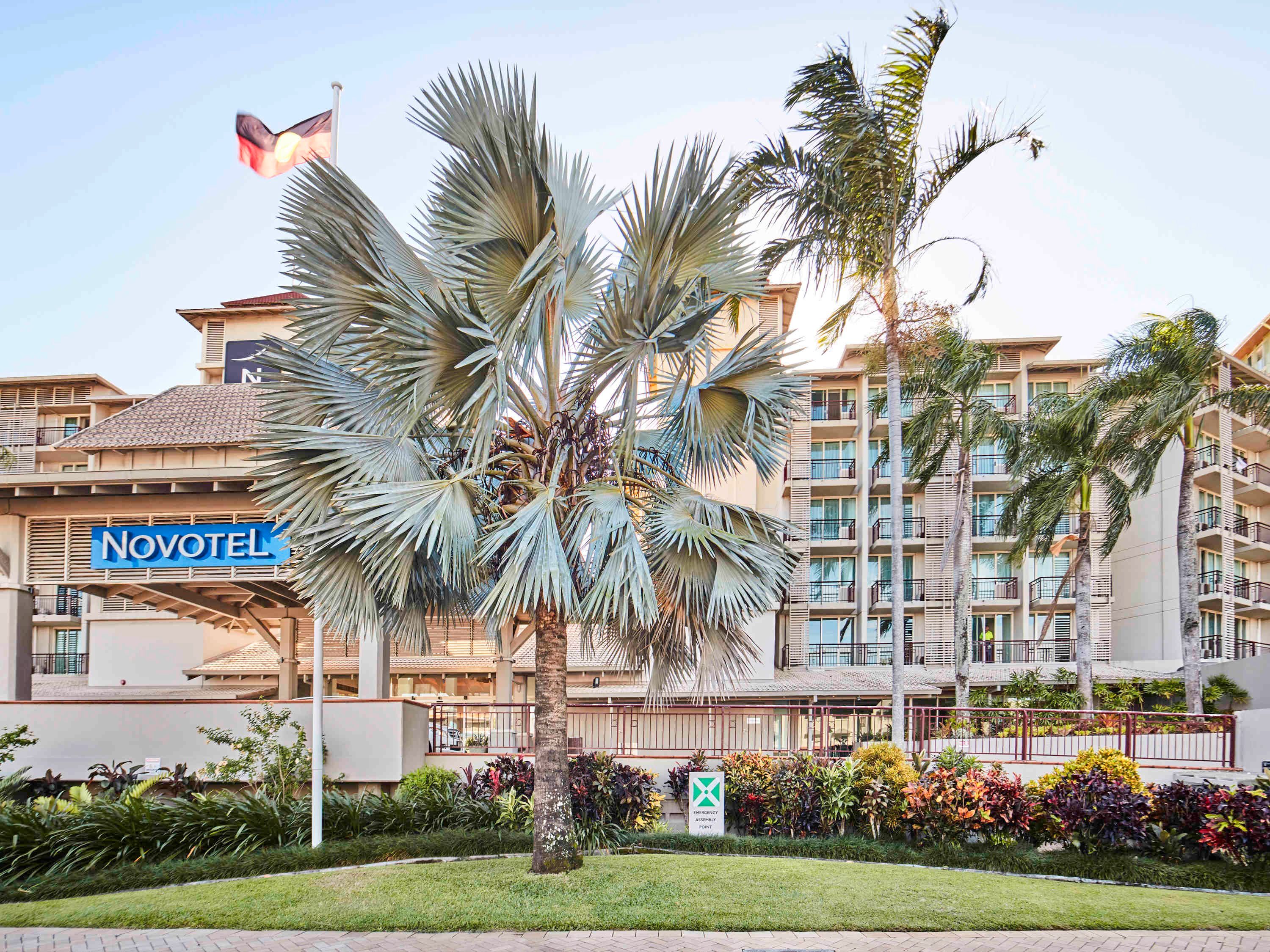 Novotel Cairns Oasis Resort