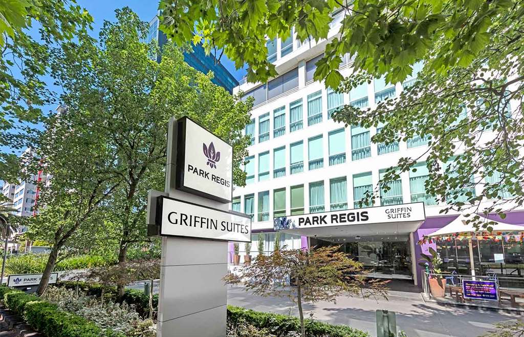 Park Regis Griffins Suites